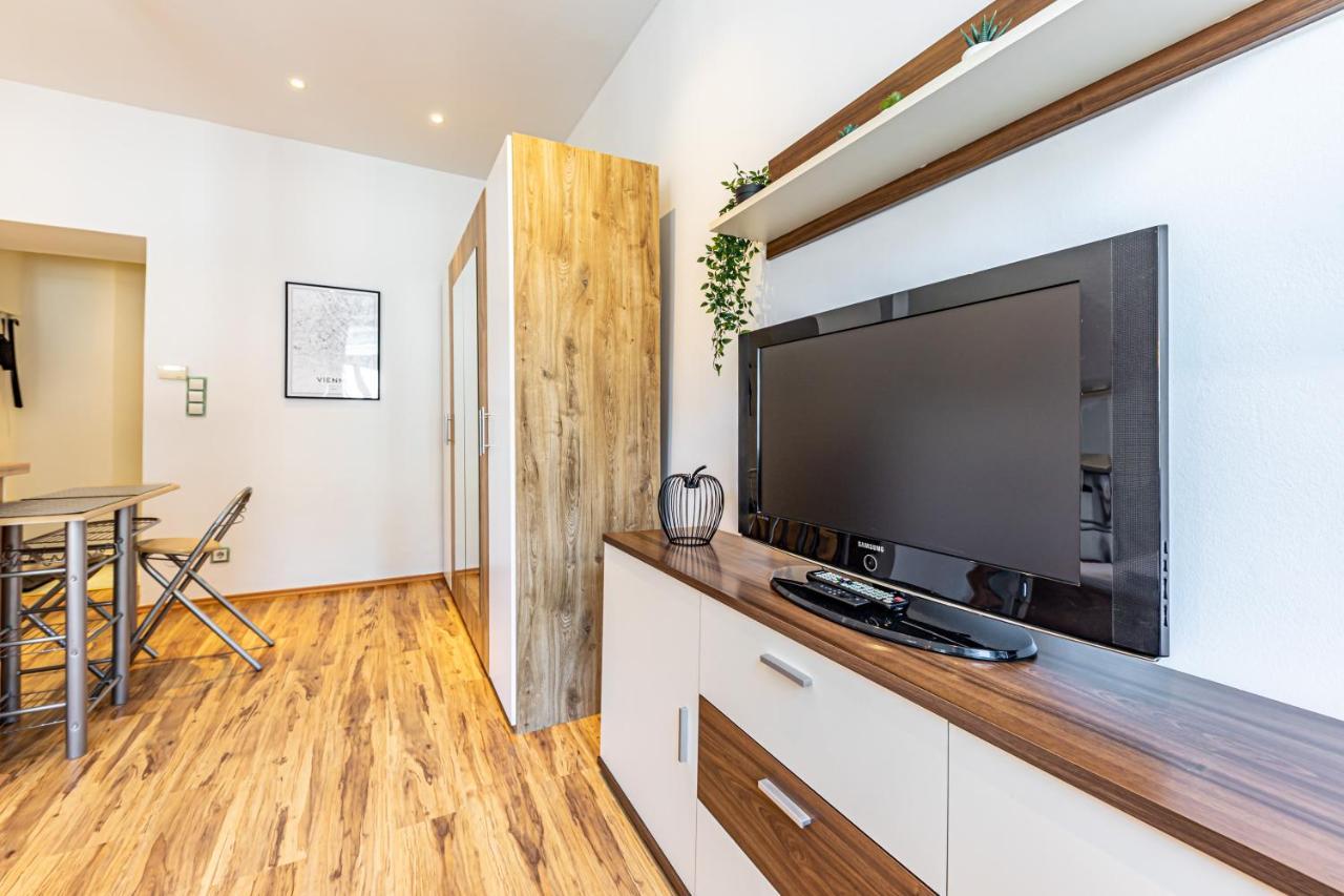 Cozy + Trendy By Jr City Apartments Wenen Buitenkant foto